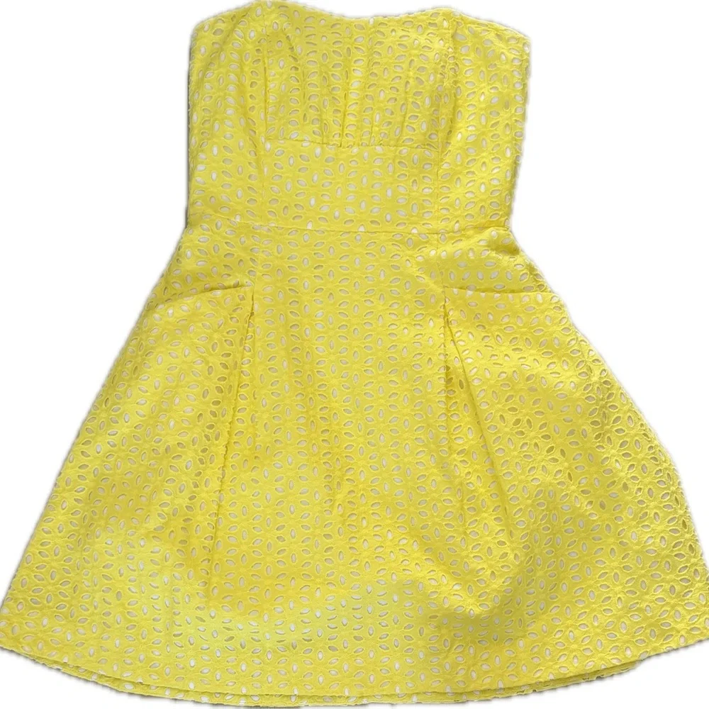 Lilly Pulitzer pineapple Yellow Strapless Lace eyelet‎ Dress size 4 - Picture 3 of 6
